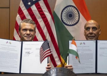 যুক্তরাষ্ট্র ও ভারতের মধ্যে ১০ বছর মেয়াদী প্রতিরক্ষা চুক্তি স্বাক্ষর