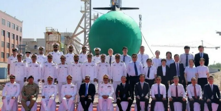 ৮টি ‘হাঙর’ সাবমেরিন যুক্ত হচ্ছে পাকিস্তান নৌবাহিনীতে