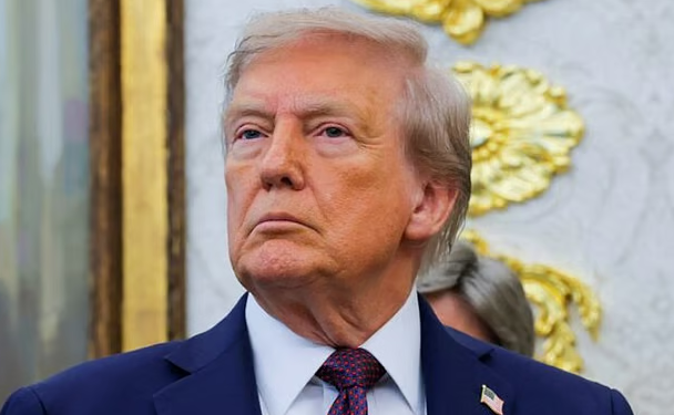 যুক্তরাষ্ট্রে ট্রাম্পের একচ্ছত্র ক্ষমতা ম্লান হলো মাত্র দুই দিনেই