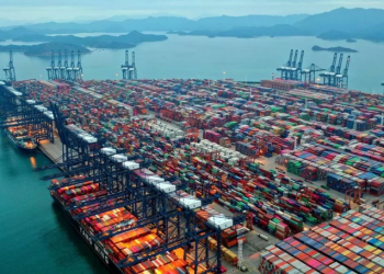 বিএসআরএম-বাফুফে ১০ বছর চুক্তি