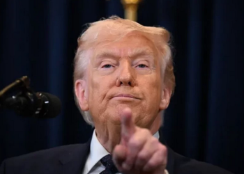 যুদ্ধ এখনো শেষ হয়নি, মৃত্যু বা আহতের গুঞ্জনের মধ্যেই ইরানকে নেতানিয়াহুর হুমকি