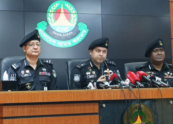 দুবাই আন্তর্জাতিক বিমানবন্দরের কাছে দুটি ড্রোনের পতন