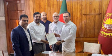 দুবাই আন্তর্জাতিক বিমানবন্দরের কাছে দুটি ড্রোনের পতন