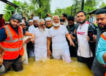 ইরানে রাতভর দফায় দফায় বিস্ফোরণ, হামলার দায় অস্বীকার যুক্তরাষ্ট্রের
